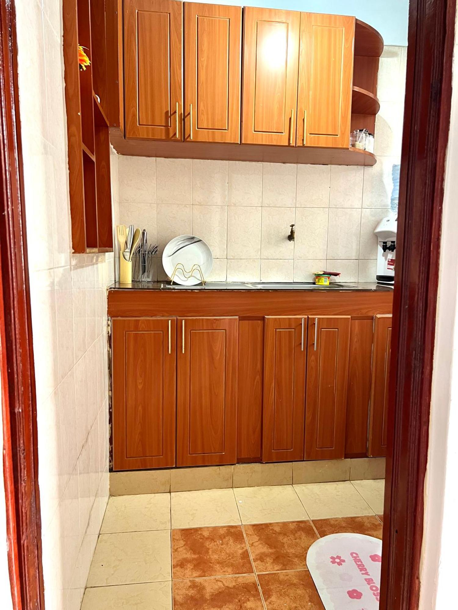Dees Milimani - Fast Wifi & Secure Parking Apartment Kisumu